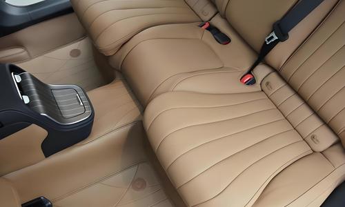 business_car_interior_500x300_top